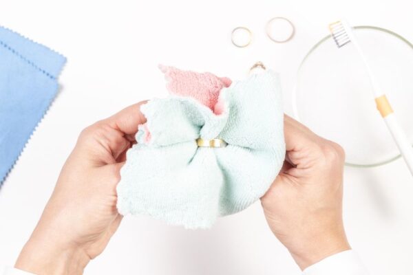 comment nettoyer des bijoux