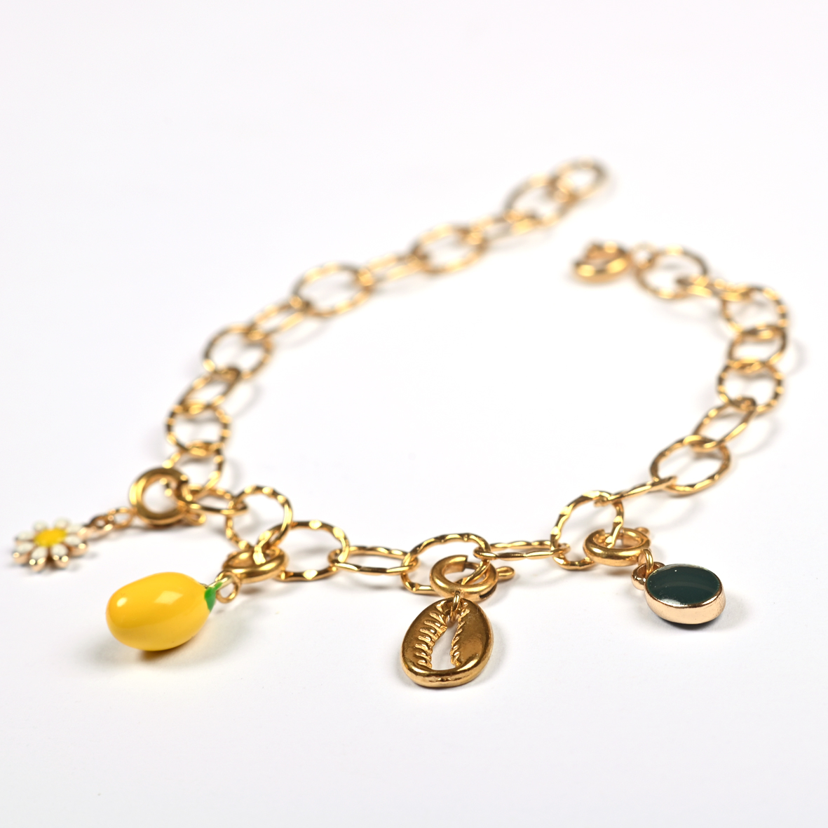 Charms, un bracelet modulable et personnalisable – Image 3