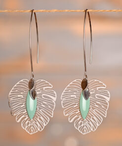 Calista – boucles d’oreilles argentées aux sequins colorés