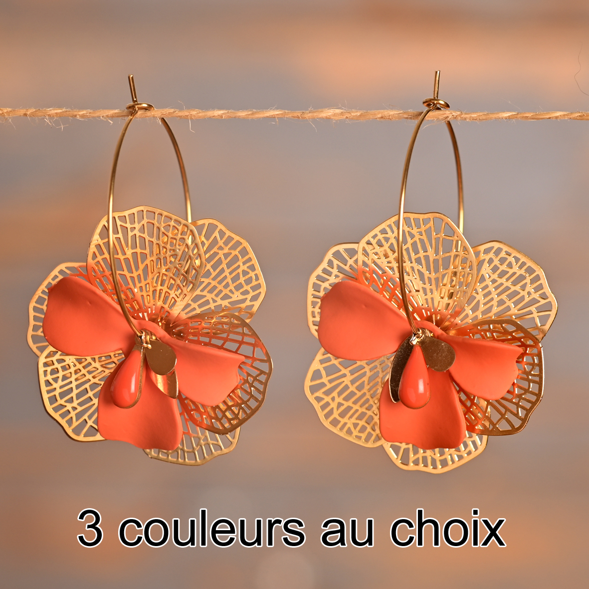 Florina – créoles dorées fleur colorée
