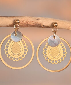 Paloma – Boucles dorées et nacre