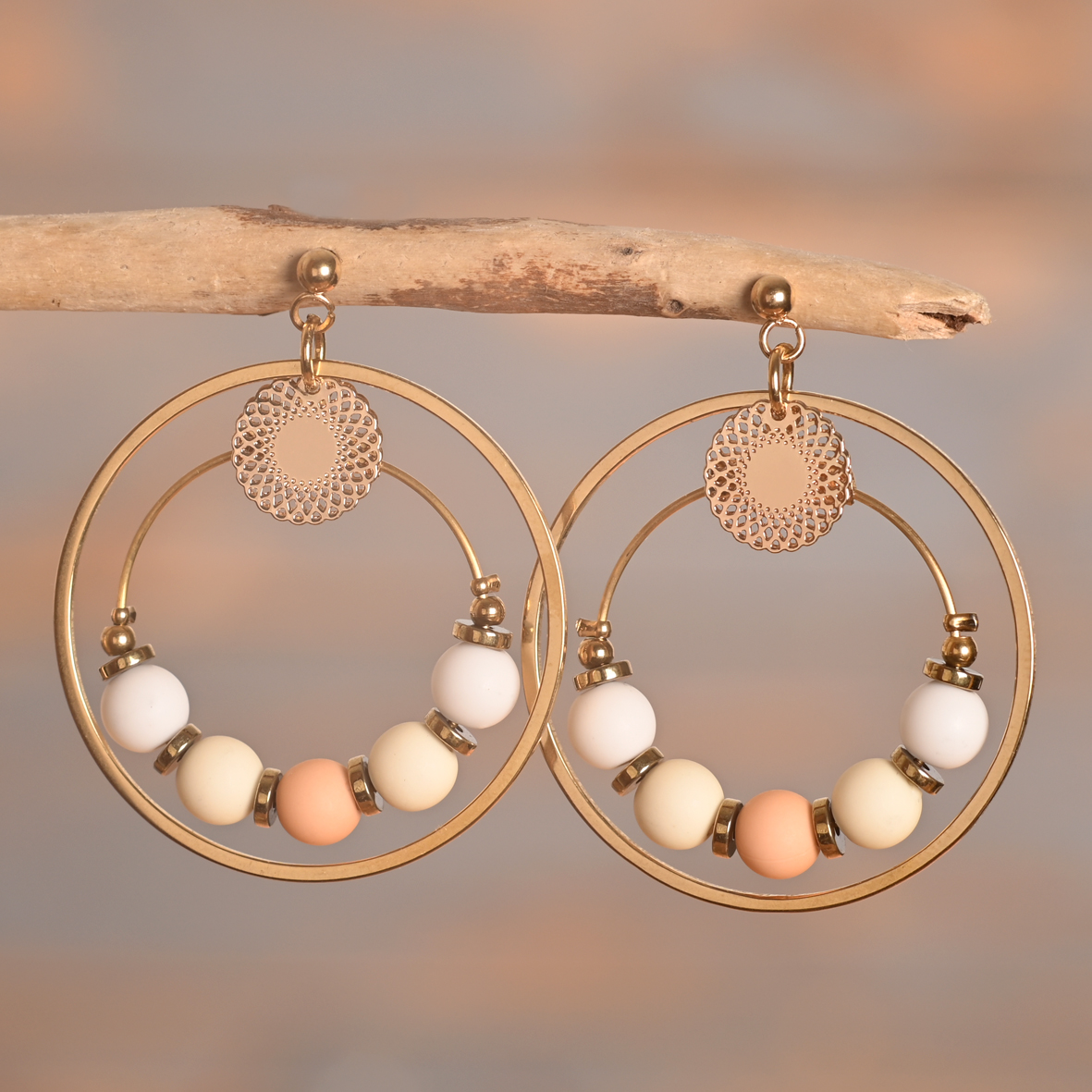 Inoa – Boucles douces et lumineuses